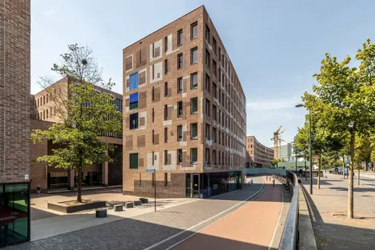 Woning aan de Françoise van Savoyetoren te Breda
