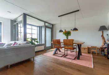 Woning aan de Henrick de Keijserplein te Amsterdam