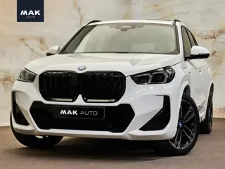 BMW X1 xDrive30e M Sport, pano, H/K, 19", ACC, memory, keyless, privacy