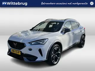 CUPRA Formentor 1.4 e-Hybrid VZ Performance / AUTOMAAT/ PANO/ 245 PK/ ELEK.KLEP/ STUUR+STOEL VERWARM