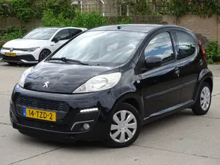Peugeot 107 1.0 Active (bj 2012)