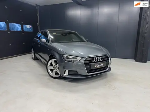 Audi A3 SPORTBACK 35 TFSI CoD 3x S-line DSG PANO