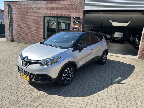 Renault Captur 1.2 TCe Dynamique (bj 2015, automaat)