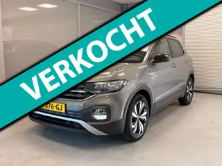 Volkswagen T-Cross 1.0 TSI Life | CAR PLAY | NAVI | PARK PILOT | DONKER GLAS |