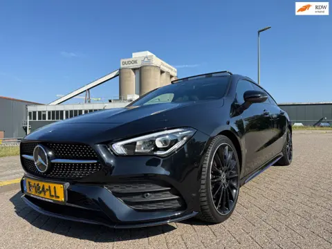Mercedes-Benz CLA-klasse Shooting Brake 180 AMG Line_PANORAMADAK_NETTE AUTO