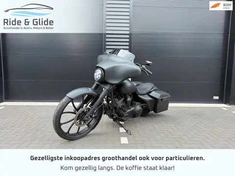 Harley Davidson Tour 96 FLHX Street Glide Baagger 26 inch full black BTW motor