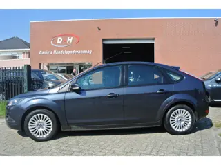 Ford Focus 1.8 Limited airco nieuwe apk inruil mogelijk nap