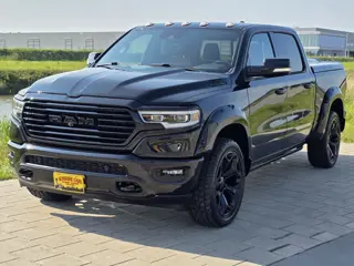 Dodge Ram 1500 LONGHORN NIGHT EDITION 4X4 CREW CAB. 5,7LTR V8 AUT. MARGE!!!