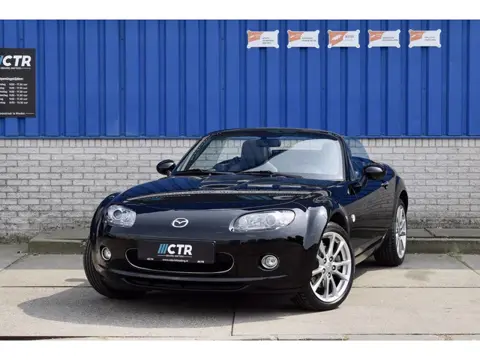 Mazda MX-5 1.8 Luxury Edition Niseko Roadster Coupe