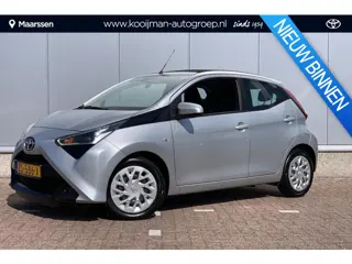 Toyota Aygo 1.0 VVT-i x-play | Cabrio | Camera | Airco | Navigatie