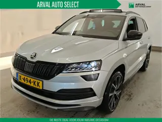 Skoda Karoq 1.5 TSI 150pk Automaat Sportline Business | Panoramadak | Trekhaak | Comfortpakket | Sto