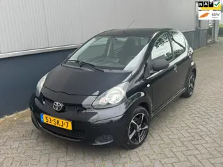 Toyota Aygo 1.0-12V Now carplay Nieuwe apk airco