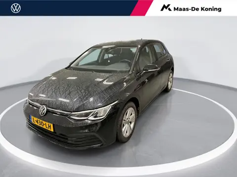 Volkswagen Golf 1.0 TSI 110pk Life · Apple/Android Car Play · P-Sensoren · Draadloos Opladen · DAB ·