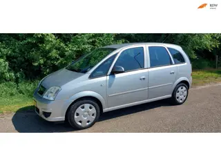 Opel Meriva 1.6-16V Essentia