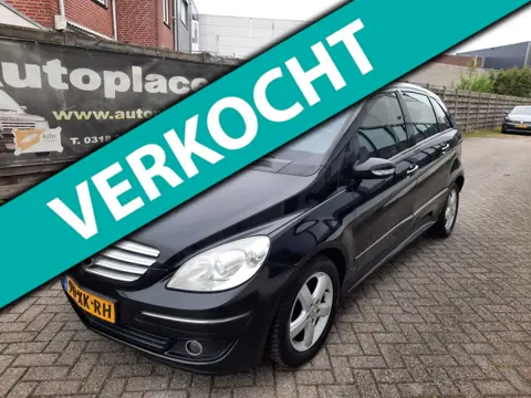Mercedes-Benz B-klasse 200 ECC ZWART METALLIC