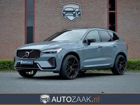 Volvo XC60 2.0 T6 Plug-in hybrid AWD Plus Dark
