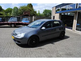 Volkswagen Golf 1.6 FSI Turijn,CLIMA,NAVI,CRUISE CONTROL