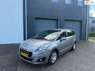 Peugeot 5008 1.6 HDi Active 5p. 2015