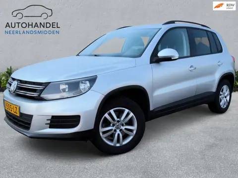 Volkswagen Tiguan 1.4 TSI panoramadak airco trekhaak camera