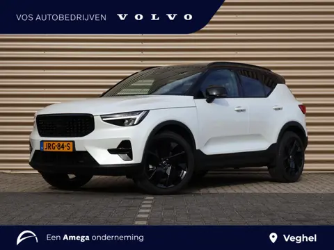 Volvo XC40 B4 Plus Black Edition | Panoramadak | Stoel-/ stuurverwarming | Memory stoelen elektrisch