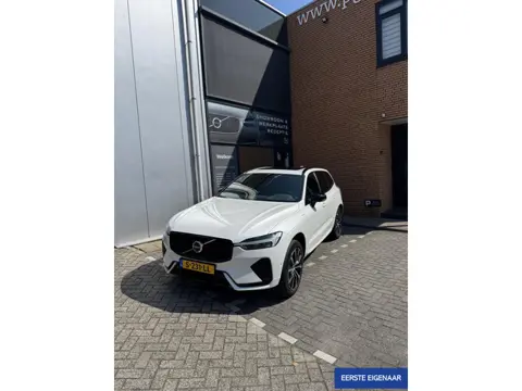 Volvo XC60 2.0 T6 Plug-in hybrid AWD Plus Dark