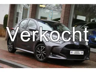 Toyota Yaris 1.5 Hybrid Dynamic Navi Carplay LED Camera ACC