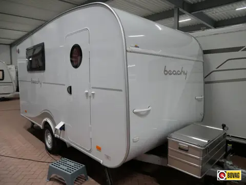 Hobby Beachy 450 Incl. voortent