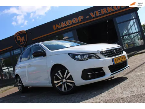 Peugeot 308 1.2 PureTech | Camera | Keyless | Line-Assist |