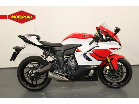 Yamaha YZF R7 70th anniversary (bj 2026)