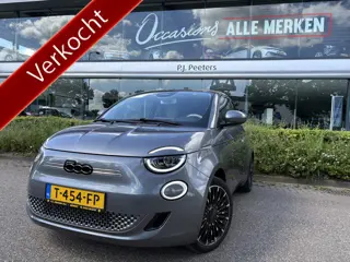 Fiat 500 La Prima by bocelli 42 kWh full option Achteruitrijcamera - Airco - Apple carplay - Navigat