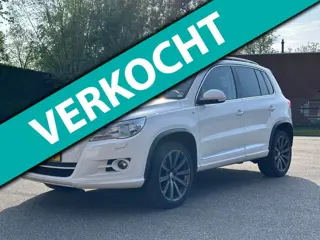 Volkswagen Tiguan 2.0 TSI Sport&Style 4Motion EXPORT AUTO Elektrische schuifdak*Navigatie*06-04-2027