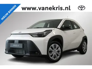 Toyota Aygo X Hybrid 115 play, Nieuw, in juli leverbaar met €1000,- inruilpremie!!