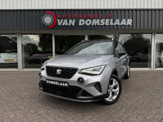 SEAT ARONA 1.5 TSI FR Launch Edition 150PK - Automaat Camera Sportstoelen Navi Apple Carplay Android Auto 