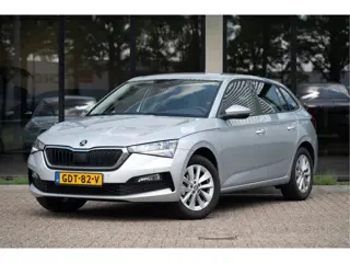Škoda Scala 1.0 TSI 110pk Ambition | Trekhaak | Navi by App | Camera | Cruise | Stoelverw. | PDC V+A