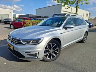 Volkswagen Passat Variant 1.4 TSI GTE Highline CLIMA/ADAPTIVE CRUISE/PANO/NAVI!