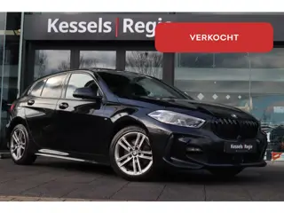 BMW 1-serie 118i M sport Pano M-Seats Memory HuD ACC Camera Ambient CarPlay 17”