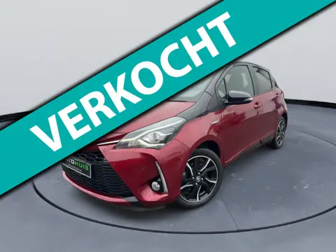 Toyota Yaris 1.5 Hybrid Dynamic BI-Tone Achteruitrijcamera line assist