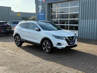 Nissan Qashqai 1.2 Tekna +