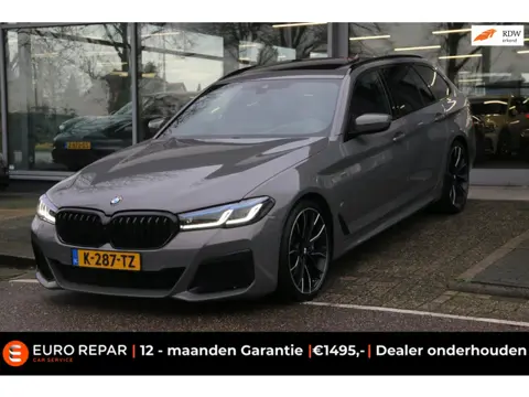 BMW 5-serie Touring 530i High Executive M-PAKKET PANO-DAK NL AUTO NAP!