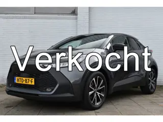 Toyota C-HR 1.8 Hybrid 140 Dynamic Plus Limited Automaat 140pk | Dodehoekdetectie | Cloud Navi | Par