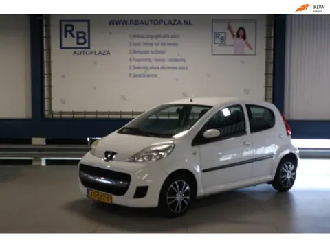 Peugeot 107 1.0-12V XS / AIRCO / CARPLAY / NAP / APK 2027 / 5DRS ! ! !