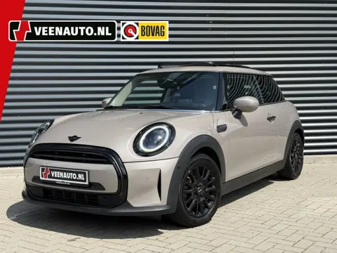 MINI Mini 1.5 Cooper Pano/Leder/Camera/Apple (bj 2023)