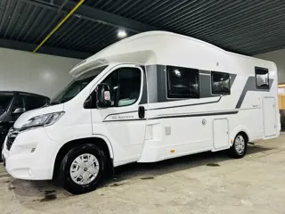 Adria MATRIX 670 SL Axess gescheiden bedden, 5 persoons, hefbed