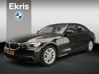 BMW 3 Serie Sedan 318i | Handbak !!! | LED | Navigatie | Sportstoelen | Clima | DAB | Alu 17 inch