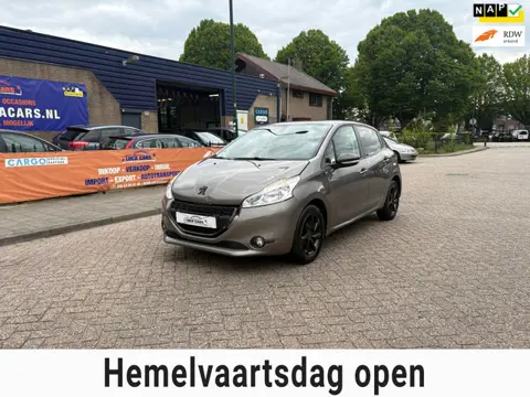 Peugeot 208 1.2 PureTech Style 2X SLEUTEL + BOEKJES!