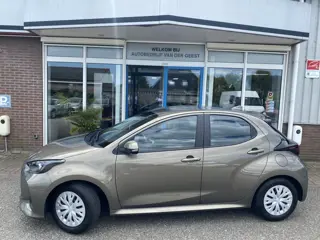 Toyota Yaris 1.5 Hybrid Active (bj 2022, automaat)
