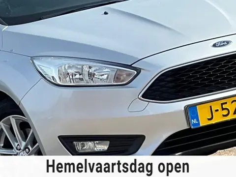 Ford Focus Wagon 1.0 Titanium Bsns - Moondust Silver - Rijassistensystem/Cruise/Clima