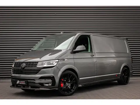 Volkswagen Transporter 2.0 TDI L2H1 150PK JB- EDITION DSG / PDC / VERLAGINGSVEREN / LEDEREN BEKLEDIN
