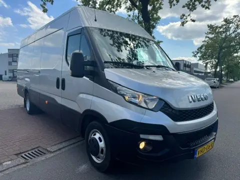Iveco Daily 35C17V 3.0 410 Maxi 182.000km Dubbel Lucht,Airco/ECC,Navi,Camera