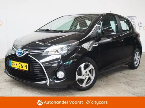 Toyota Yaris 1.5 Hybrid Dynamic Cruise Camera (APK:Nieuw) Incl.Garantie